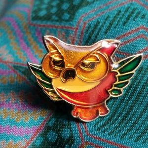 Vintage owl pin brooch gold tone brooch bird enamel